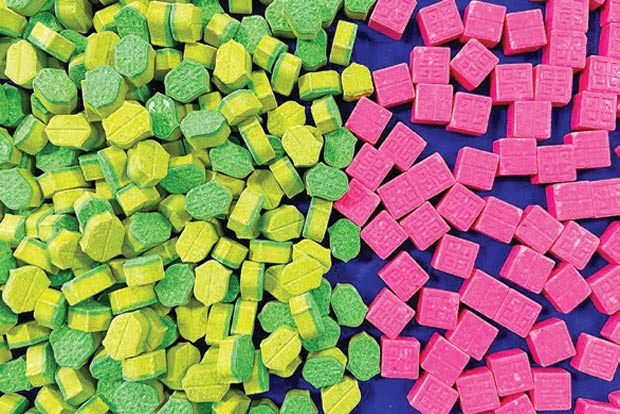 Chennai Air Customs seize 100 narcotics tablets