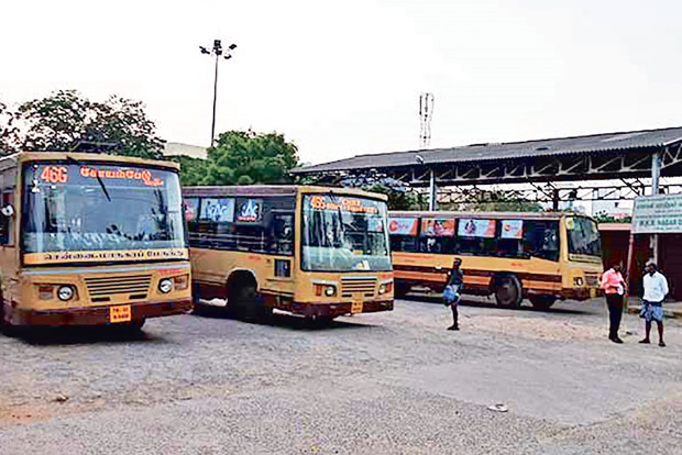 Commuters, experts demand parking facility at bus termini
