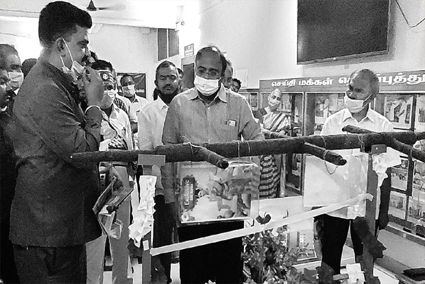 Sericulture official provides steam inhalation machine for COVID Care Centre in Tirupattur