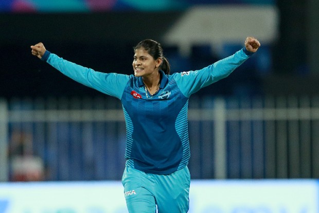 Womens T20 Challenge final: Radha bags 5 wkts to restrict Trailblazers to 118/8 Womens T20 Challenge final: Radha bags 5 wkts to restrict Trailblazers to 118/8