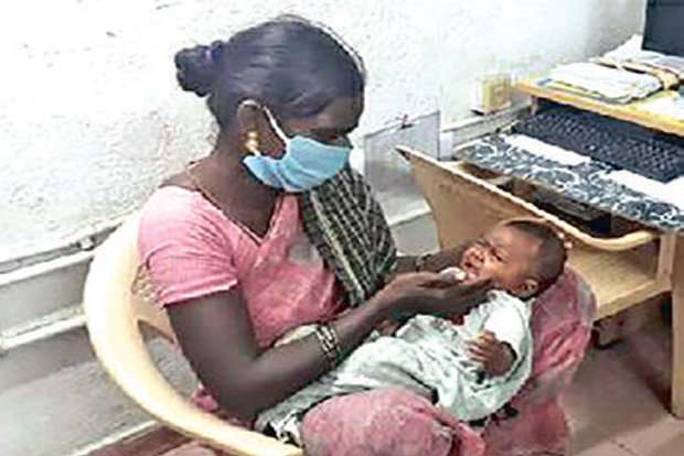 Baby kidnapped from Koyambedu saved by boy’s alert Baby kidnapped from Koyambedu saved by boy’s alert