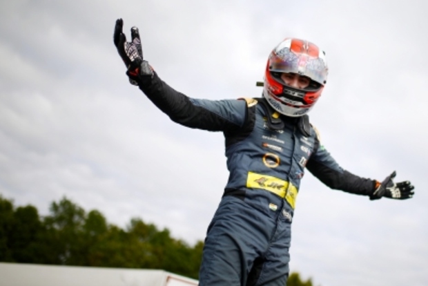 Maini finishes second in 2020 British F3 Championship