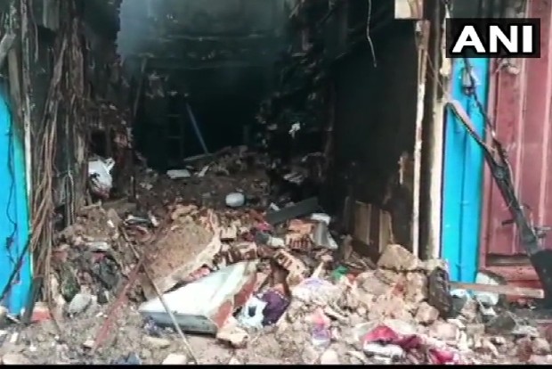 2 firemen die in Madurai after building on fire collapses, TN CM announces solatium