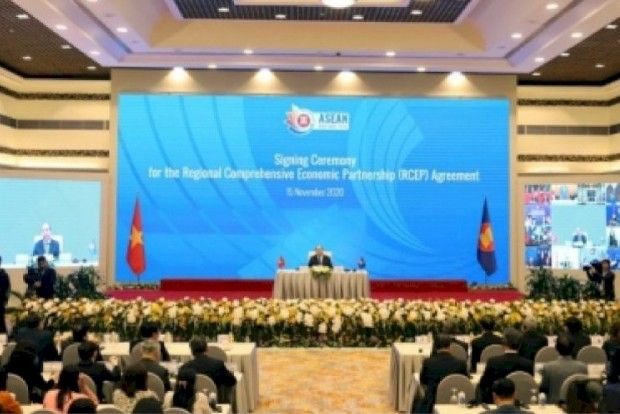 After 8-yr of negotiations, 15 Asia-Pacific countries sign RCEP After 8-yr of negotiations, 15 Asia-Pacific countries sign RCEP