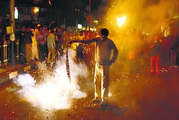 428 fireworks violation cases booked in Chennai 428 fireworks violation cases booked in Chennai