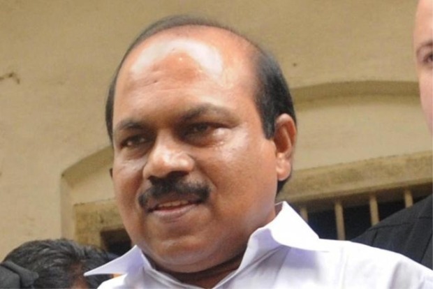 Oppn cries foul over Keralas ex-Ministers arrest