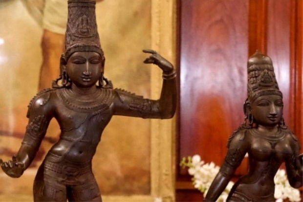 Stolen bronze idols of Lord Rama, Lakshman, Sita recovered in UK handed over to Tamil Nadu