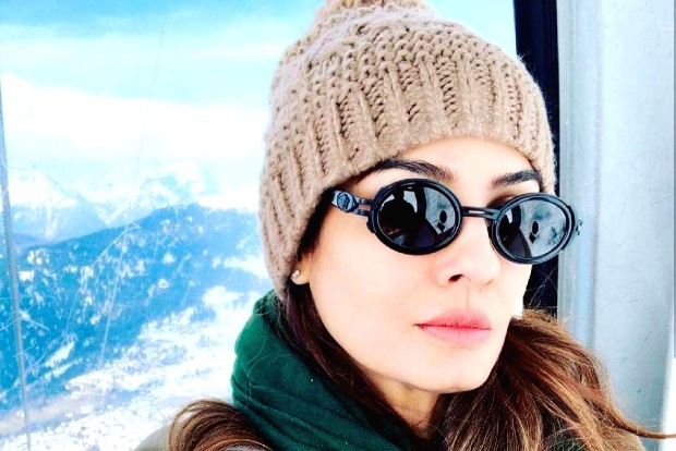 Raveena Tandon goes camping in the HImalayas Raveena Tandon goes camping in the HImalayas