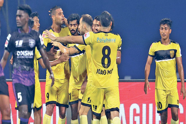 ISL: Secret ‘SANTA’NA gift for hyderabad