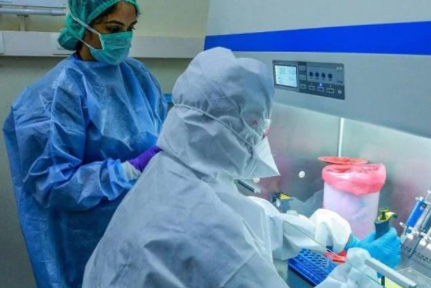 Delhi govt reduces RT-PCR test price to Rs 800 Delhi govt reduces RT-PCR test price to Rs 800