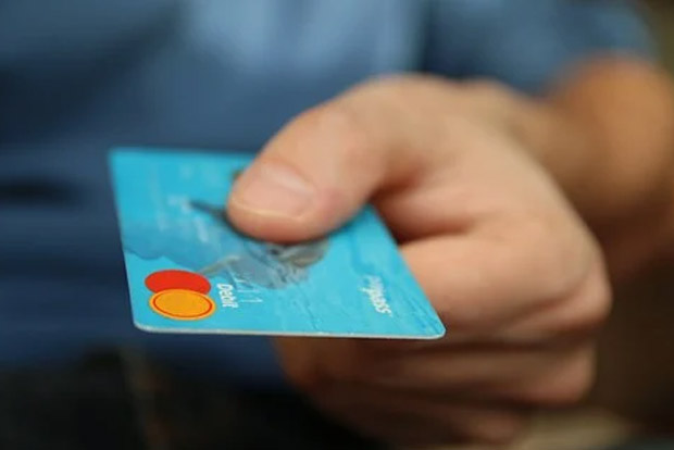 New security norms for credit, debit cards puts several in fix New security norms for credit, debit cards puts several in fix