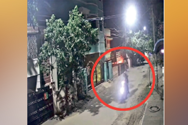 Bike torching in Maduravoyal a handiwork of two women Bike torching in Maduravoyal a handiwork of two women