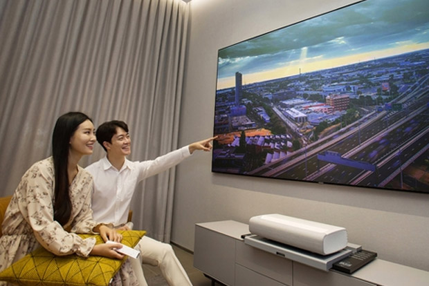 Samsung launches new home cinema projector Premiere