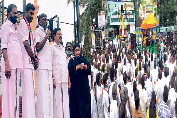 Ministers throw guidelines to the wind at party meet