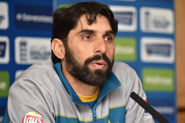Misbah steps down as Pakistan chief selector, to remain head coach