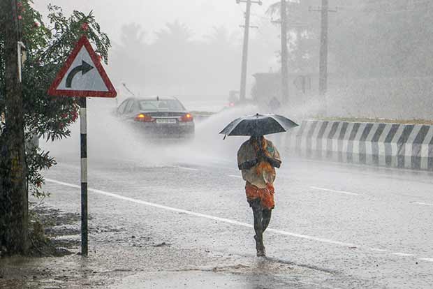 Red alert in Karnataka as heavy rains pound 10 districts