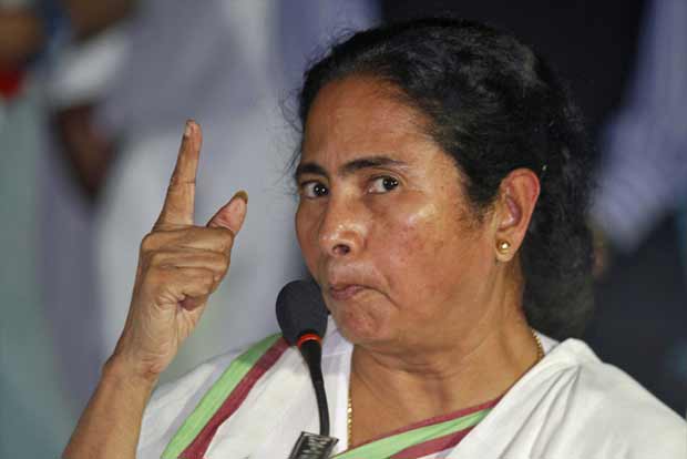 WB Guv says police politicised, Mamata says some people are maligning police for pol gains