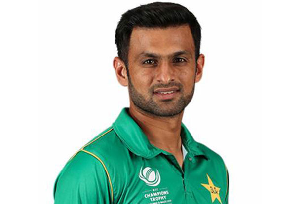 Shoaib Malik left out of Pakistan squad for Zimbabwe series Shoaib Malik left out of Pakistan squad for Zimbabwe series