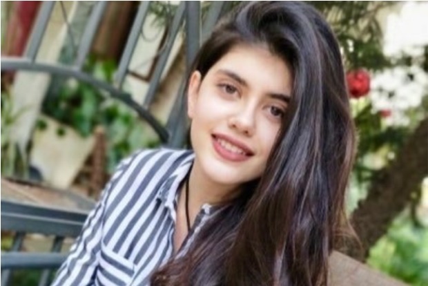 Sanjana Sanghi celebrates as her alma mater turns 100