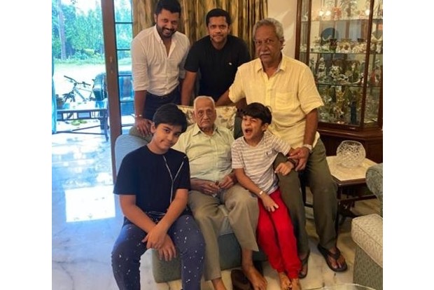 Oldest Indian Test cricketer DK Gaekwad turns 92, has sharp memory