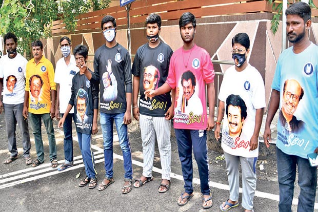 Rajini’s delay may affect Hindutva camps, feel analysts Rajini’s delay may affect Hindutva camps, feel analysts