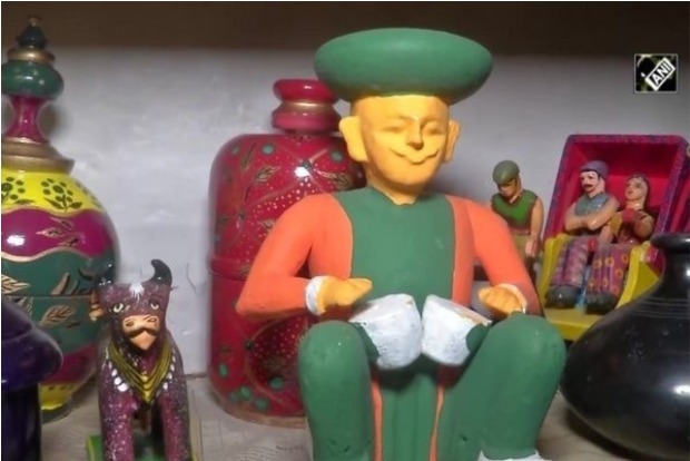 Varanasi toy-makers thank PM Modi for mention in Mann Ki Baat, seek aid