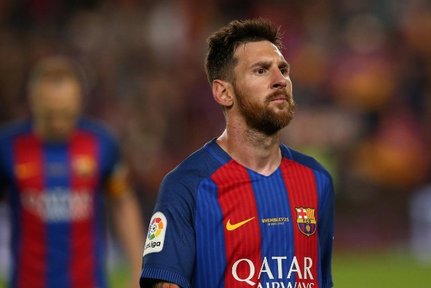 No agreement as Messis father meets FC Barcelona boss