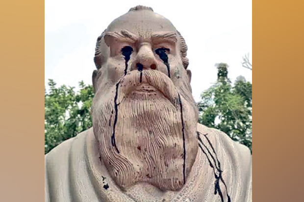 Miscreants desecrate Periyar statue in Ariyalur, DMK, DK cadres stage protest