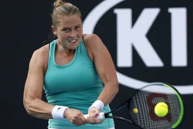 Rogers causes Kvitova upset to advance to US Open quarters