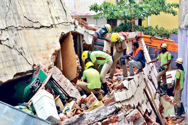 4 die in Kovai building collapse