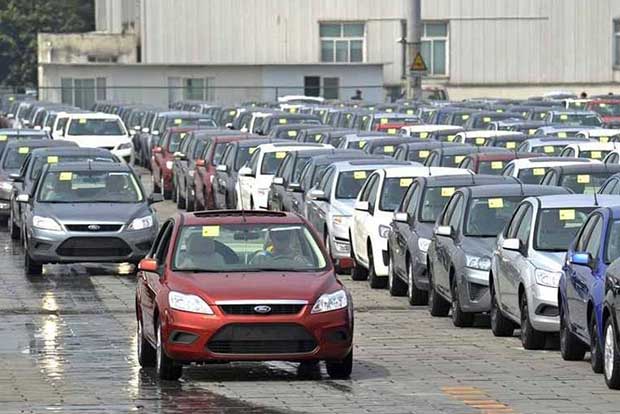 Passenger vehicle sales in India increase 14 pc in August: SIAM Passenger vehicle sales in India increase 14 pc in August: SIAM