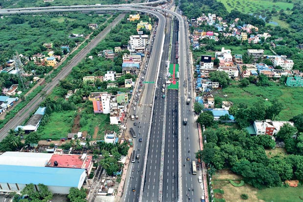 CM opens two flyovers, promises completion of 4 more by year end