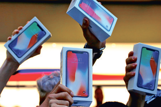 Apple to usher in Deepavali with first India online store on Sept 23 Apple to usher in Deepavali with first India online store on Sept 23