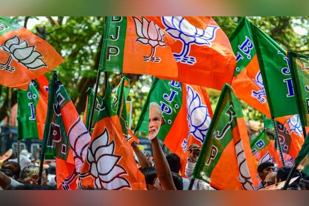 Chennai: Gas filled balloons explode during PM Modis birthday fete Chennai: Gas filled balloons explode during PM Modis birthday fete