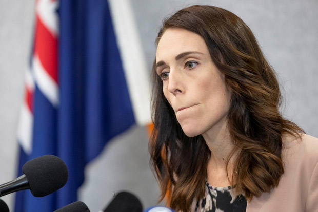 Ardern admits she made a mistake with group photo