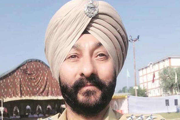 NIA raids several locations in Kashmir in ex-DSP Davinder Singh case