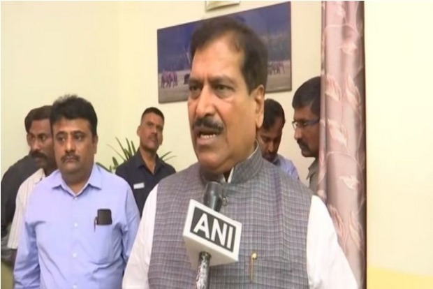 MoS Railways Suresh Angadi dies of coronavirus