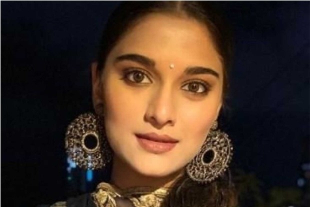 Saiee Manjerekar boards bilingual film Major