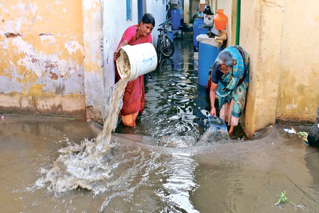 Kovai residents in distress after block in Rajavaikal canal leads to inundation Kovai residents in distress after block in Rajavaikal canal leads to inundation