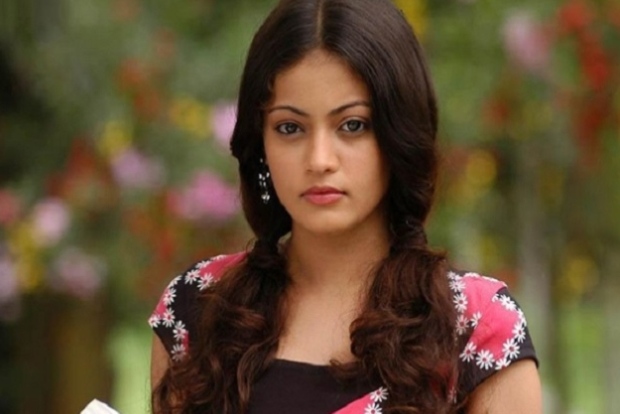 Sneha Ullal: Intimate scenes get difficult for me sometimes
