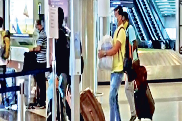 ‘Trolley’less travel troubles domestic flyers, authorities warn of virus spread