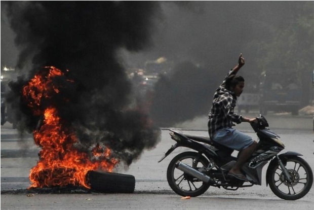 Myanmar Protester Urge Guerrilla Strikes As Internet Blackout Widens