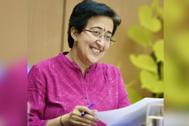 AAP slams SDMC decision to hike parking charges