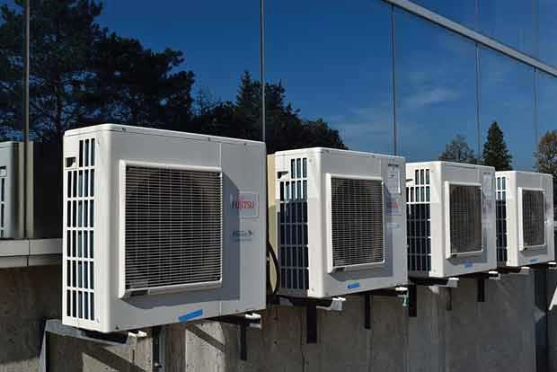 Dry eyes common as use of AC increases, say docs