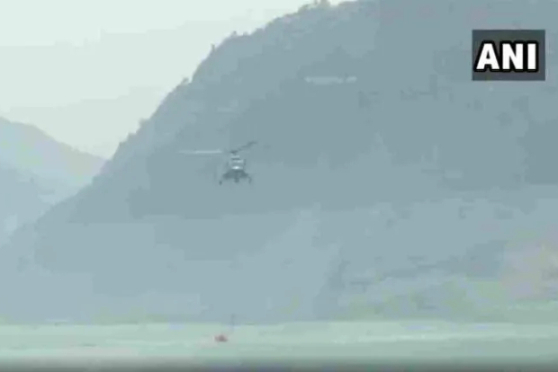 IAF helicopters begin firefighting operations in Uttarakhand