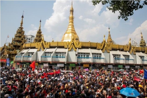 Myanmar Protesters Clap To Denounce Junta As Region Focuses On Crisis