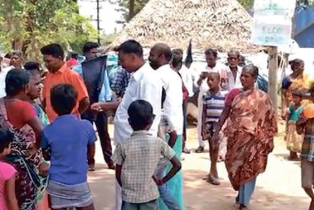 Cops intervention ends residents’ 5-hr stir for amenities Cops intervention ends residents’ 5-hr stir for amenities