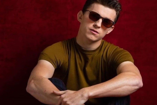Tom Holland to lead first season of Apples new series The Crowded Room Tom Holland to lead first season of Apples new series The Crowded Room