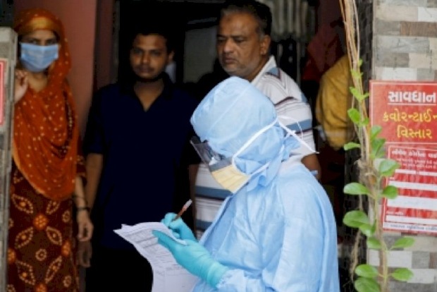 Guj sees record 5,011 COVID-19 cases, peak-equalling 49 deaths