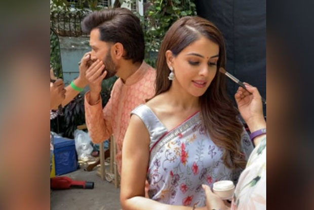 Riteish Deshmukh, Genelia wish fans on Gudi Padwa